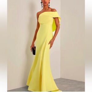 Yellow One Shoulder Sleeveless Gown for Weddings